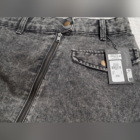 NWT Rita Ora x Primark Washed Black Denim Mini Skirt - Size 6 - Picture 10 of 15